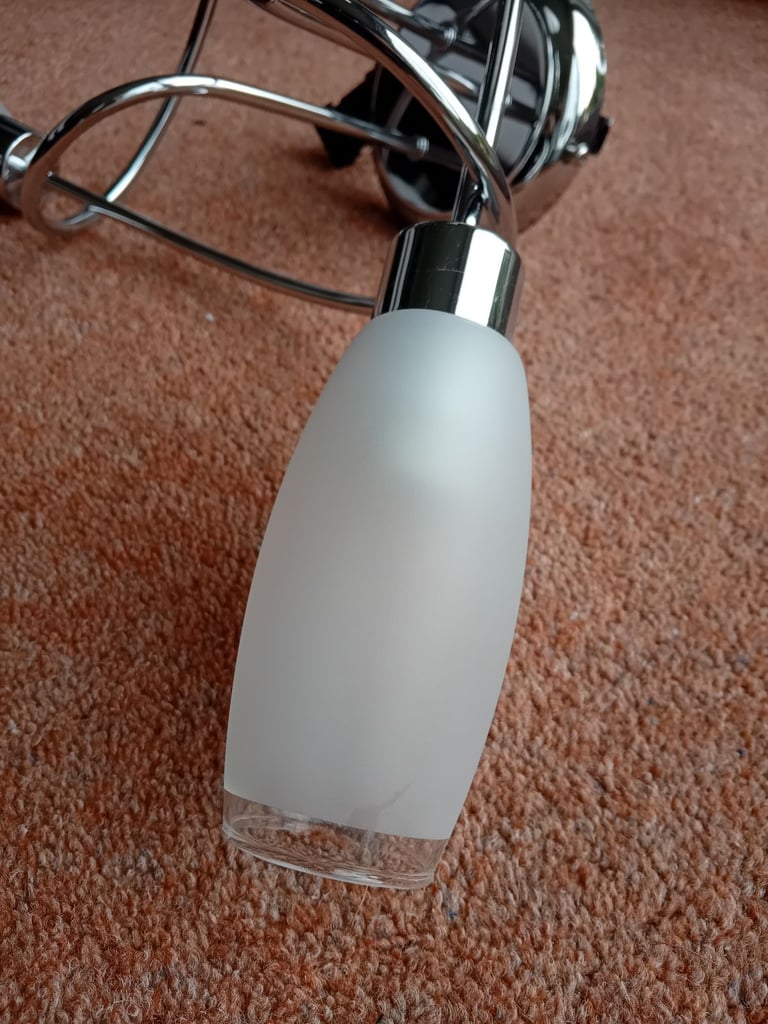 Modern chrome ceiling light with 3 frosted glass shades