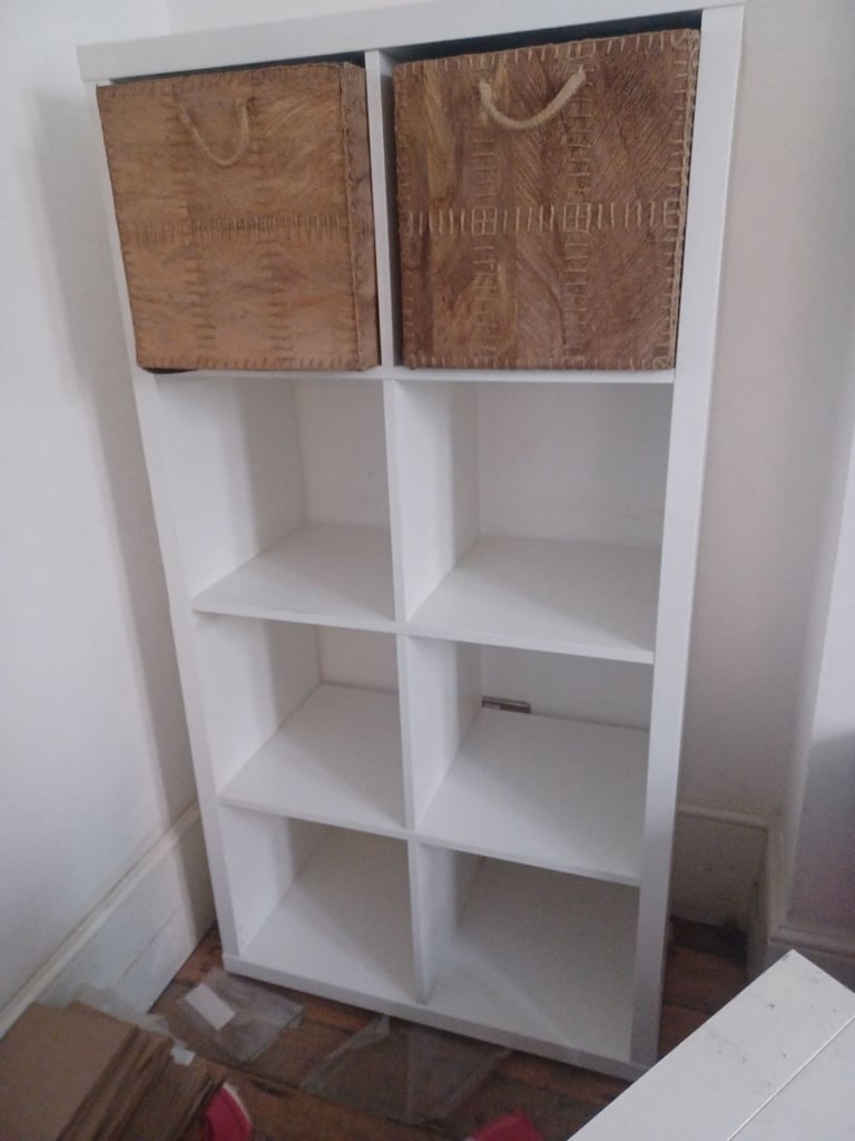 IKEA white storage 3 x 2. Comes with 2 baskets 