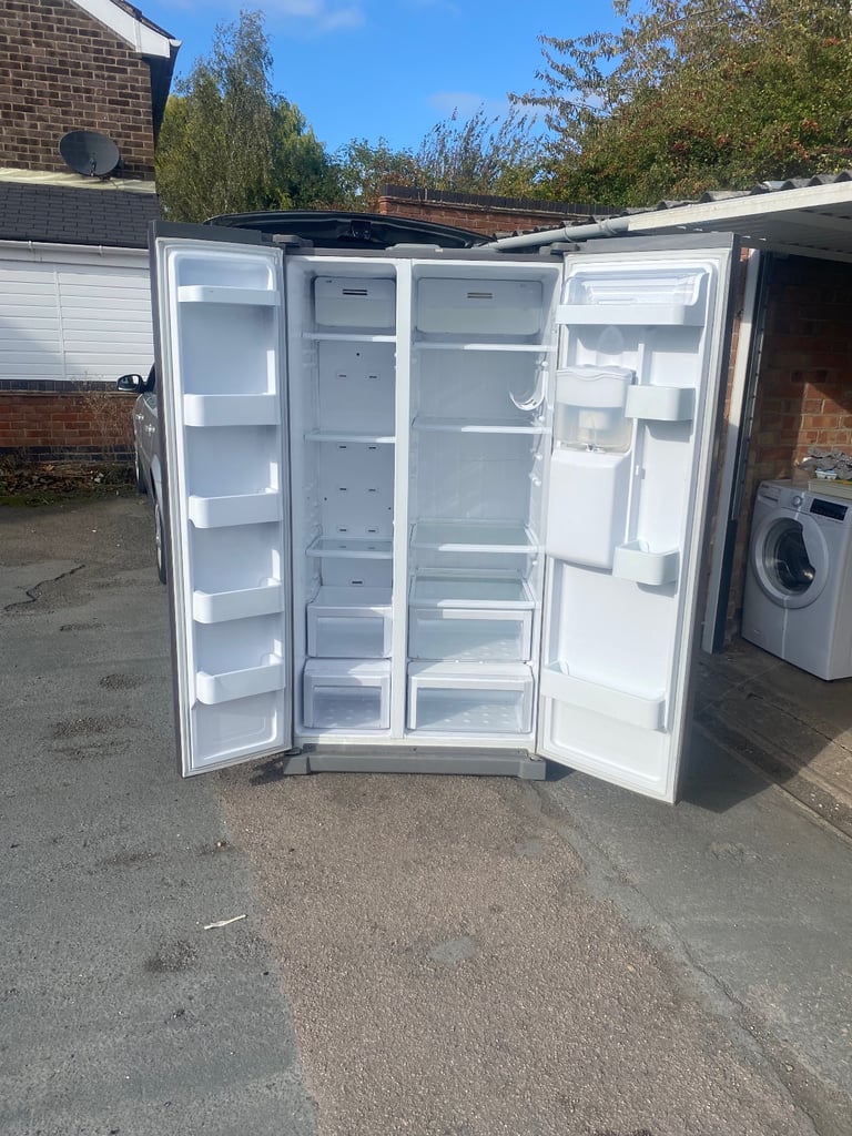 American Fridge Freezer Delivery Available 