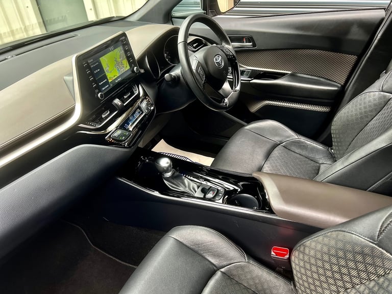 2021 Toyota C-HR 1.8 Hybrid Excel 5dr CVT...TOYOTA WARRANTY! HEATED STEERING!