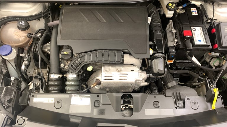 2023 Peugeot 2008 1.2 PureTech Allure Premium + SUV 5dr Petrol Manual Euro 6 (s/s) (100 ps) SUV P...