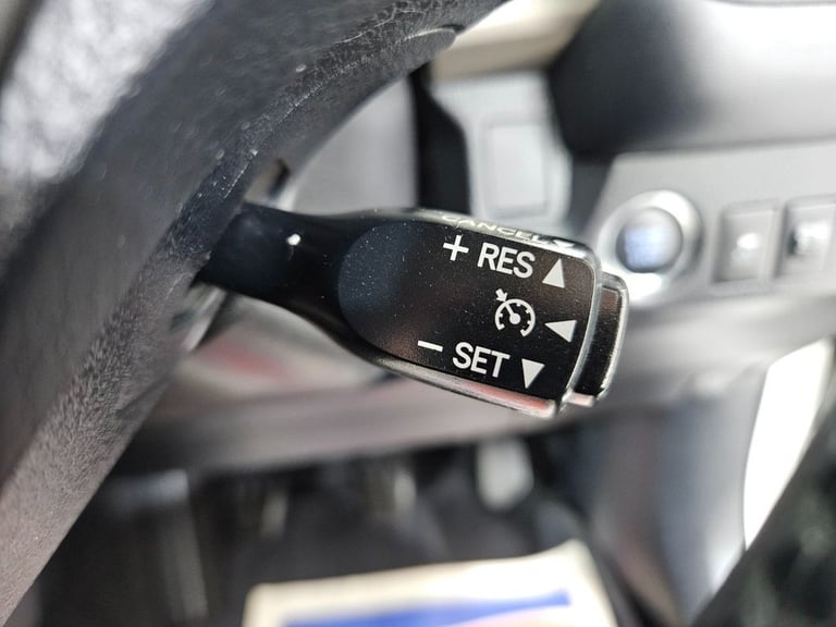 2015 15 TOYOTA RAV4 2.0 D-4D ICON SUV 5DR DIESEL MANUAL 4WD EURO 5 (S/S) (124 PS