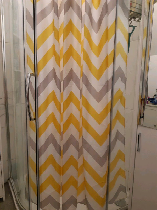 image for Shower rail and curtain