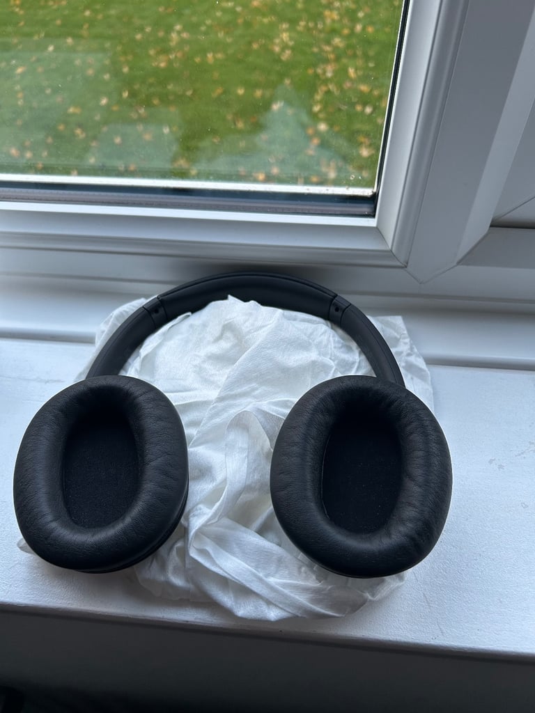 Sony WH-CH720N Wireless Noise Cancelling Bluetooth Headphones – Black 