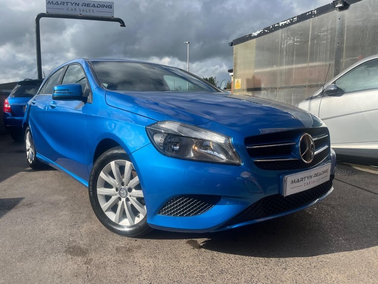 MERCEDES-BENZ A CLASS 1.6 A180 SE in South Sea Blue 2014