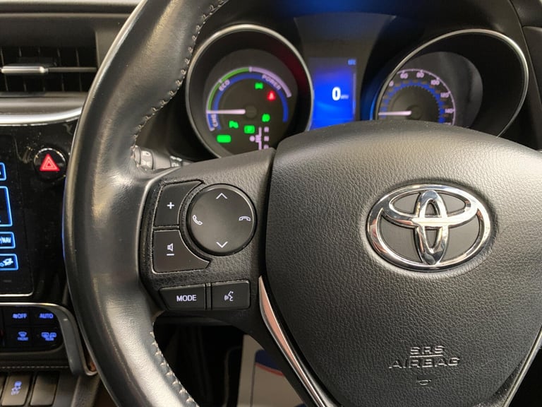 2018 Toyota Auris 1.8 VVT-h Design CVT Euro 6 (s/s) 5dr HATCHBACK Petrol/Electric Hybrid Automatic