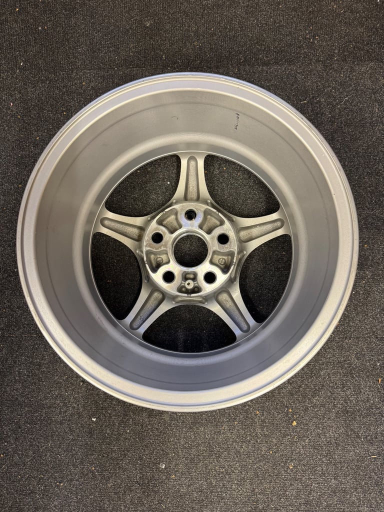 Genuine new Toyota MR2 MK2 Alloy Wheel