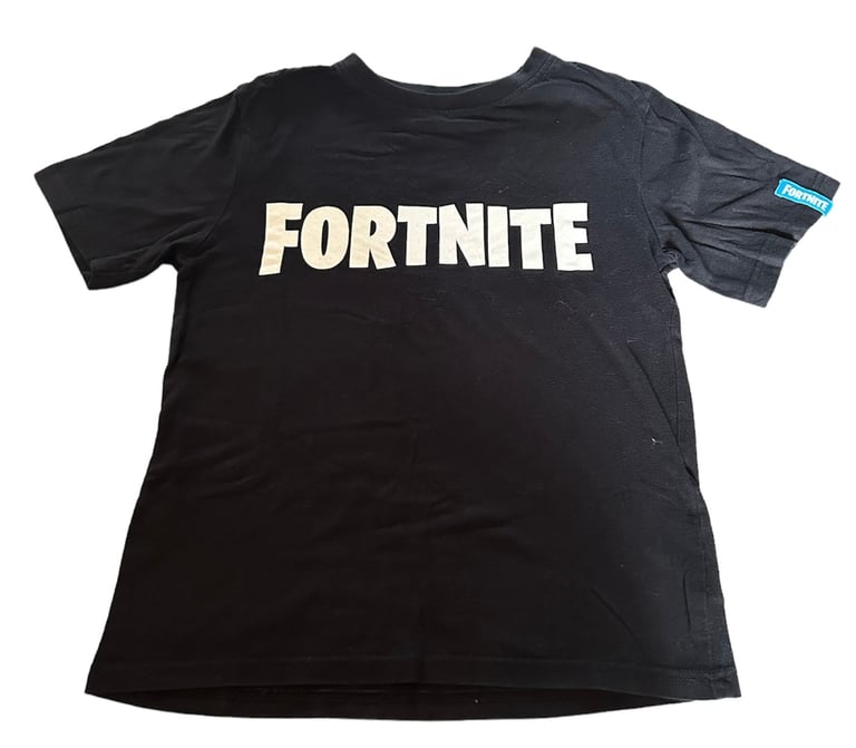 image for Fortnite T-Shirt Top Short Sleeved Size 9-11 years old In Very Good Condition