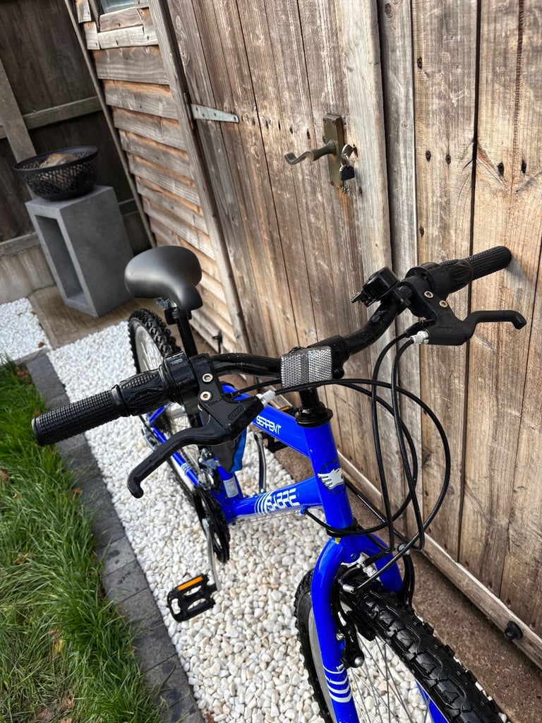 Child’s Lightweight SABRE Mountain Bike (Fantastic Condition)