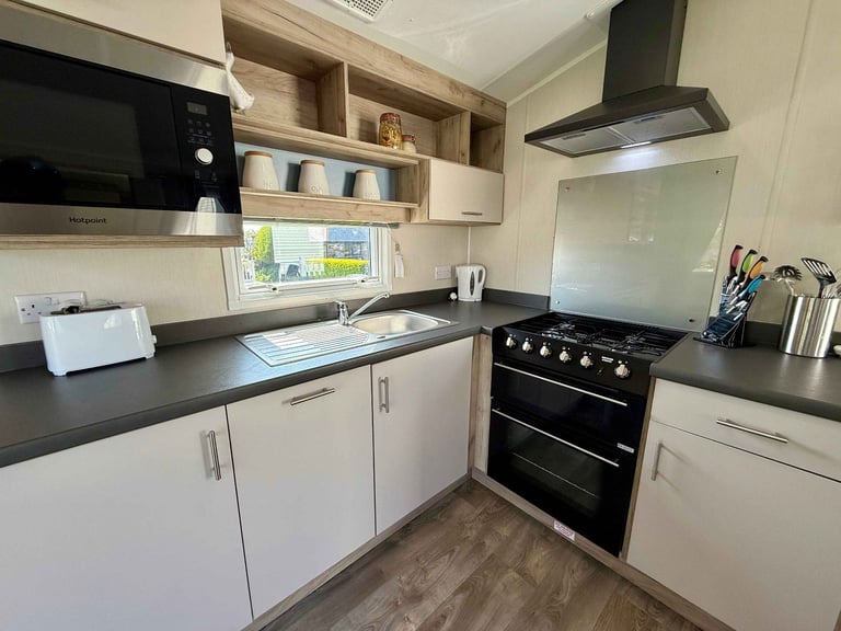 Ex demo New Willerby Linwood static caravan for sale at St Agnes Holiday Park, Truro TR4 8HS