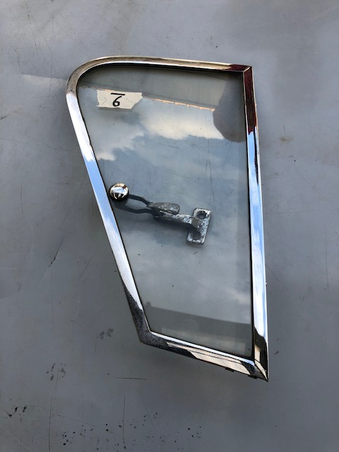 Rh rear window for Fiat 2300 S Coupè