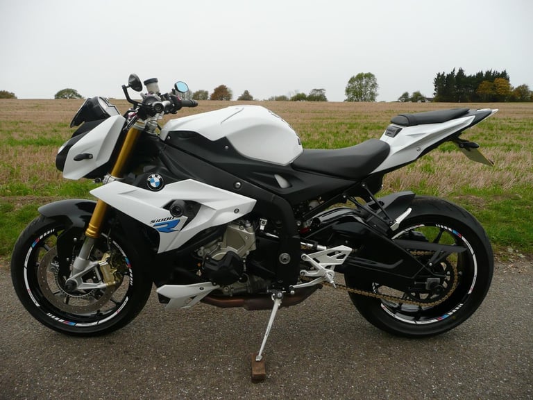 2014 BMW S1000R ABS Mint Condition Part ex / Credit/debit cards welcome.