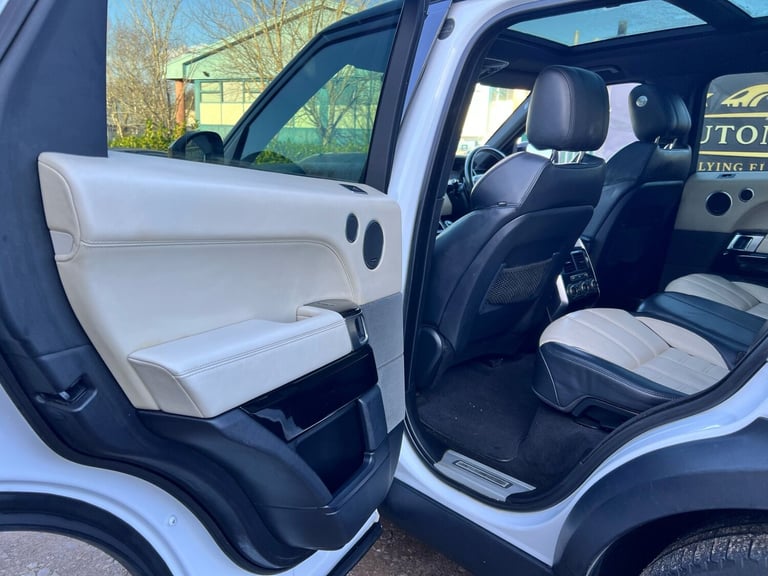 2014 Land Rover Range Rover Sport 3.0 SDV6 Autobiography Dynamic 5dr Auto ESTATE Diesel Automatic