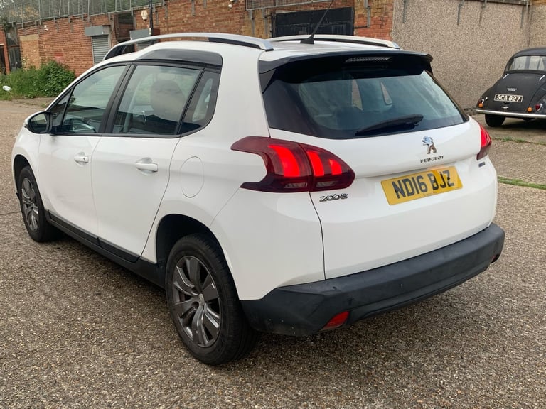 2016 Peugeot 2008 1.2 PureTech Active 5dr HATCHBACK Petrol Manual