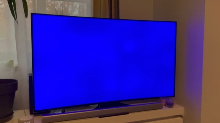 Faulty-55” Samsung Curved 4K Smart TV - Model : UES5HU7200U