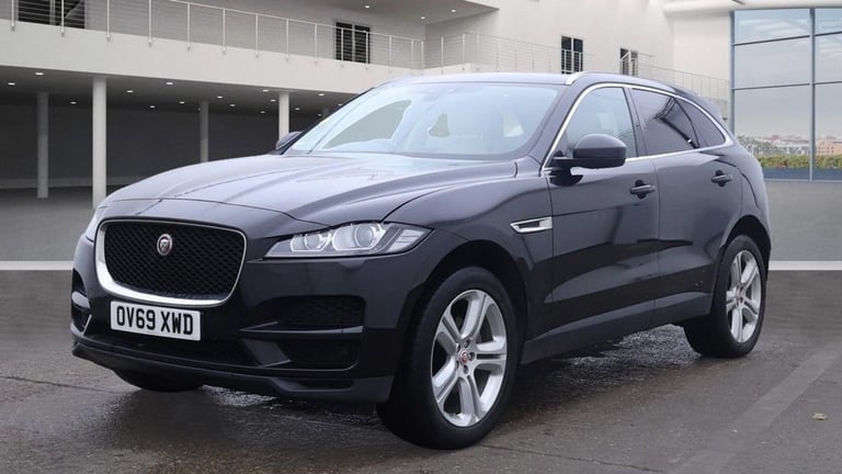 2019 Jaguar F-Pace 2.0d Portfolio 5dr Auto AWD ESTATE DIESEL Automatic