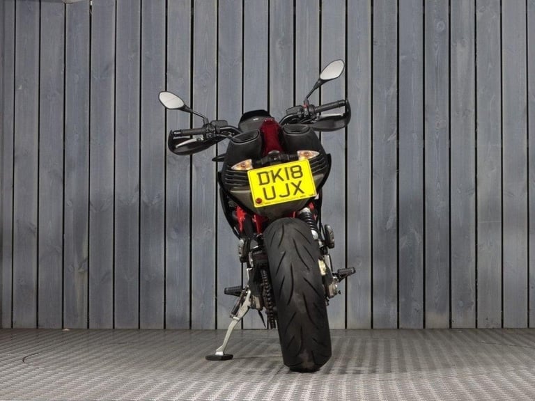 2018 18 APRILIA DORSODURO 900