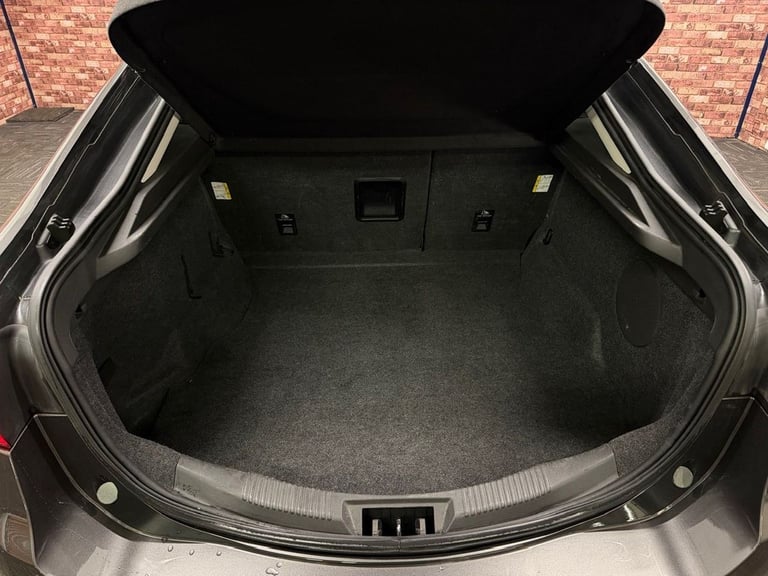 2018 Ford Mondeo 2.0 TDCi Duratorq Vignale Hatchback 5dr Diesel Manual Euro 6 (s/s) (150 ps) Hatc...