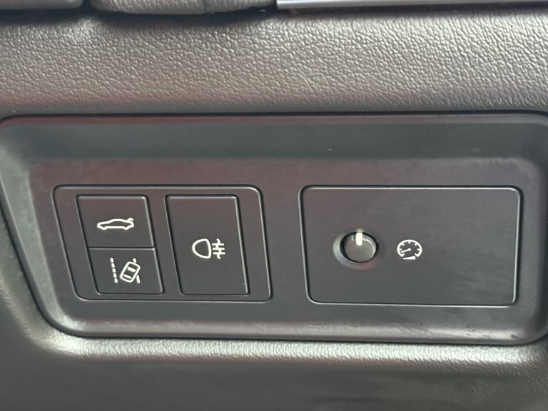 2018 Jaguar F-Type 2.0 I4 COUPE AUTO, 33000 MILES, 1 OWNER, FULL JAG HISTORY. COUPE Petrol Automatic