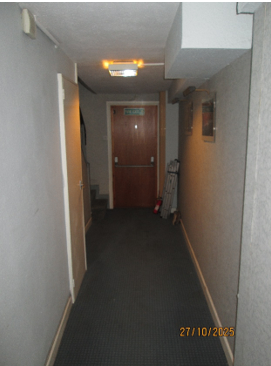 Offices for rent - £126 per week - High St Yeovil - Direct from Landlord - No Premium