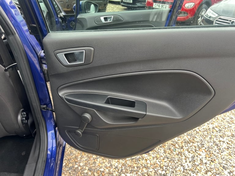 2016 Ford Fiesta 1.0 EcoBoost Zetec 5dr HATCHBACK Petrol Manual