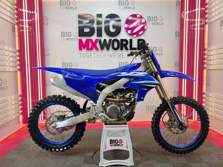 Yamaha YZF 250 2025 - Sub 5 Hours - Stock - Mint
