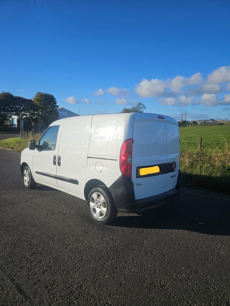 2013/ fiat doblo 1.3 Multijet 16v Diesel sim berlingo connect partner caddy kangoo combo