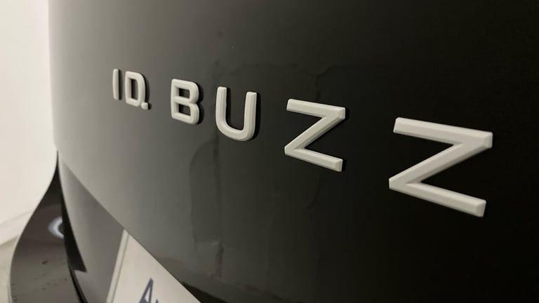 2025 Volkswagen ID.Buzz 210kW Style Pro 86kWh 5dr LWB Auto [7 Seat] Electric Estate Estate Electr...
