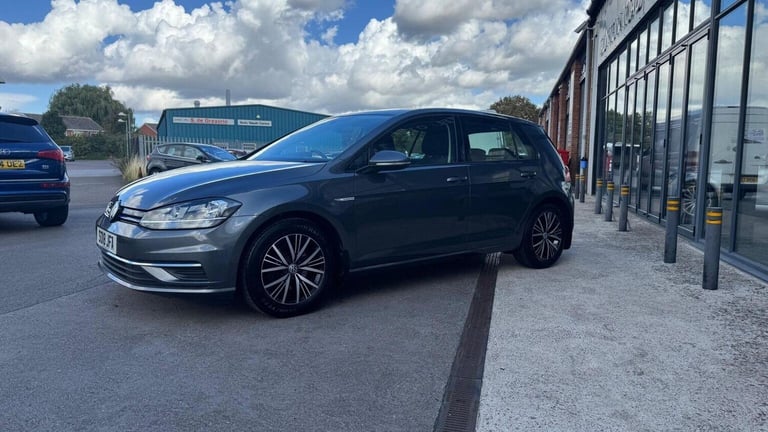 VOLKSWAGEN GOLF 1.5 TSI EVO SE Nav Euro 6 (s/s) 5dr 2018