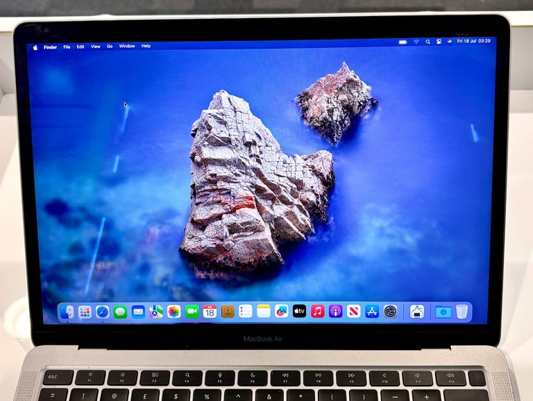 Apple MacBook Air M1 16gb Ram 500gb Storage laptop