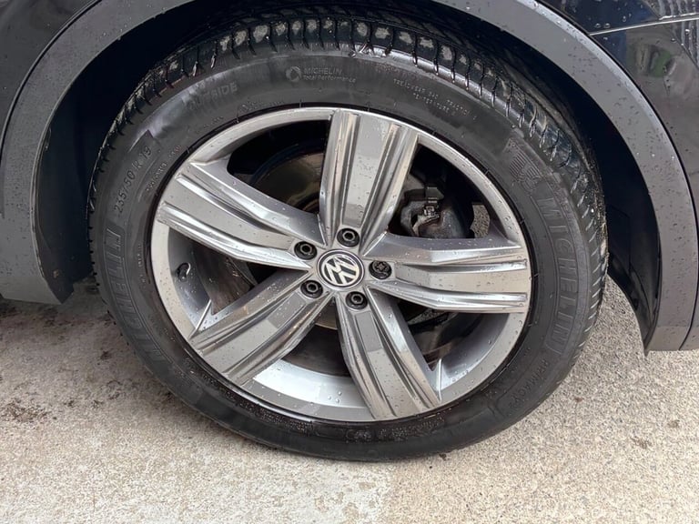 2019 69 VOLKSWAGEN TIGUAN 1.5 TSI EVO MATCH SUV 5DR PETROL MANUAL EURO 6 (S/S) (