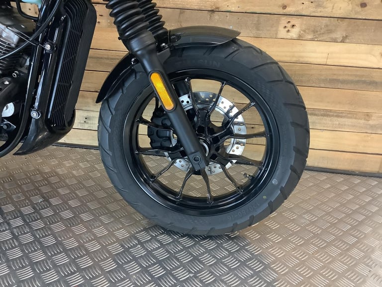 Hyosung GV 125 S AQUILA