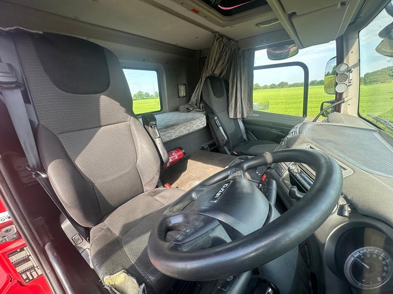 DAF TRUCKS CF440 6 X 2 Tractor Unit