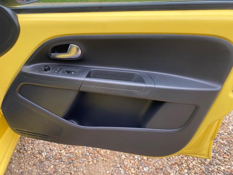 2014 SEAT Mii 1.0 Toca 5dr HATCHBACK Petrol Manual