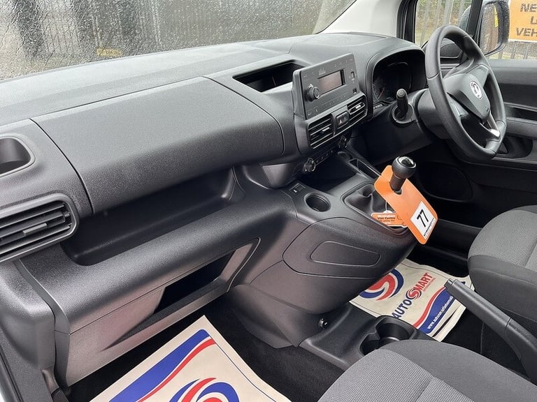 2022 Vauxhall Combo Turbo D 2300 Dynamic Panel Van Diesel Manual