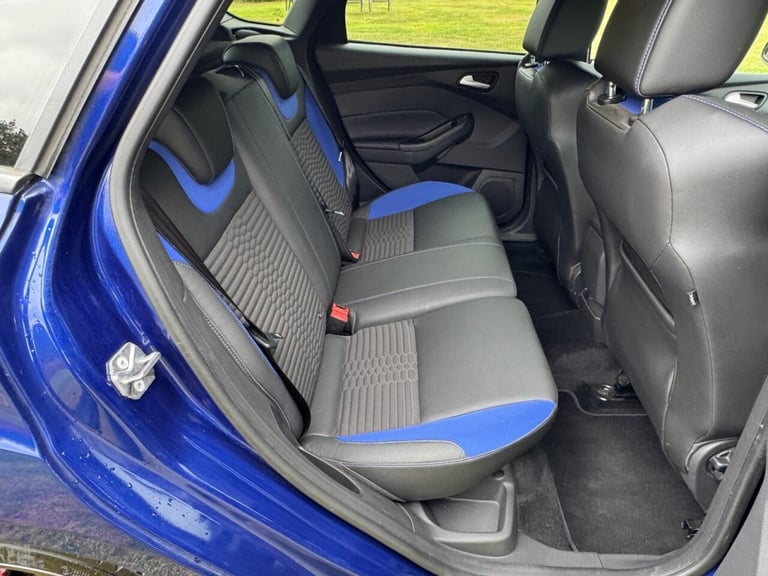 2015 Ford Focus 2.0T EcoBoost ST-2 5dr HATCHBACK PETROL Manual