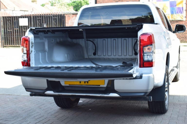 2021 Mitsubishi L200 2.2 DI-D DC Warrior 4WD Euro 6 (s/s) 4dr PICK UP Diesel Manual