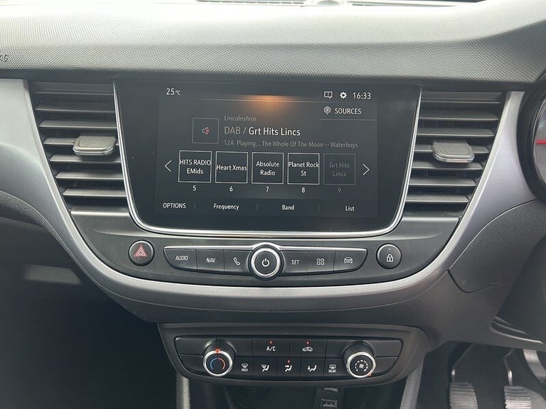 2021 Vauxhall Crossland 1.2 Turbo 130 SE Nav Premium SUV Petrol Manual
