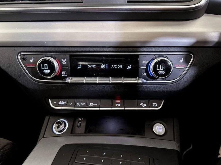 2019 Audi Q5 2.0 TDI 40 S line S Tronic quattro Euro 6 (s/s) 5dr Automatic SUV Diesel Automatic