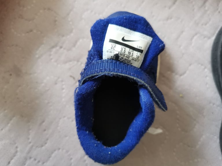 Kids trainers 3 pairs Nike 
