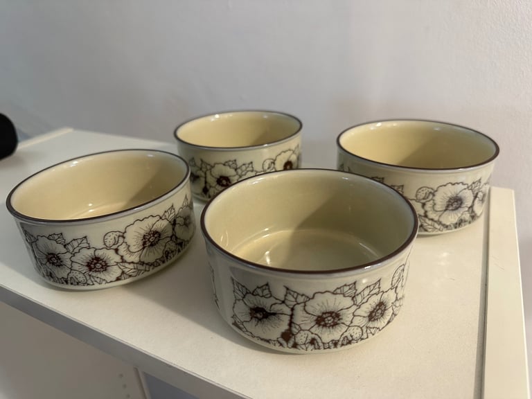 Hornsea Pottery England Cornrose bowls - set of 4