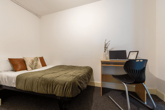 REPLACEMENT TENANT NEEDED Grafton Street 31B Students ONLY