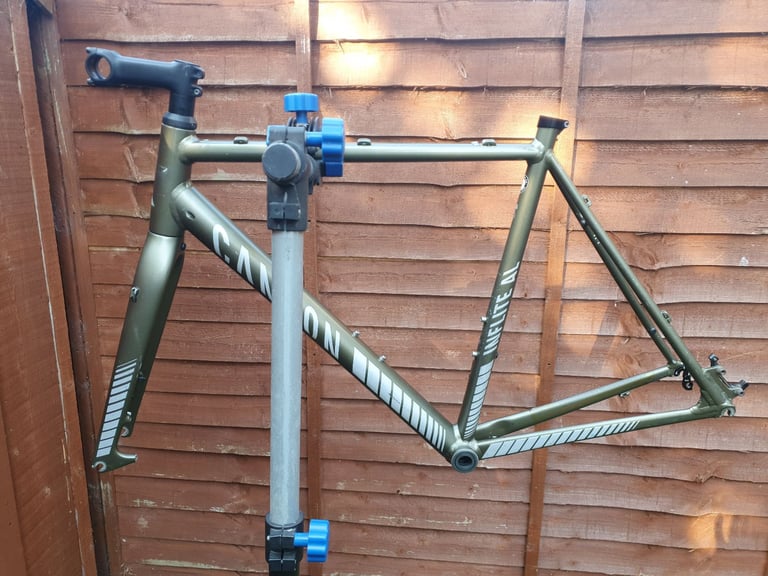 Canyon Inflite Al 9.0 S frameset (large) + spares and accessories
