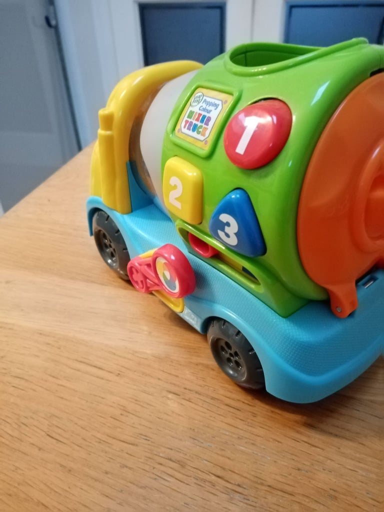 Toy cement mixer 