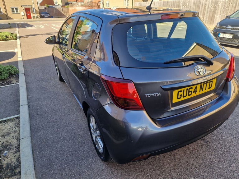 Toyota, YARIS, Hatchback, 2014, Manual, 1329 (cc), 5 doors