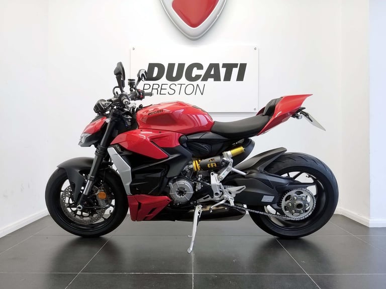 2024 Ducati Streetfighter V2 Red 559 Miles | £196 Dep & £196 pcm 7.9% APR