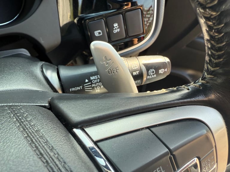 2019 68 REG MITSUBISHI OUTLANDER 2.4 PHEV AUTOMATIC DAMAGED REPAIRABLE SALVAGE