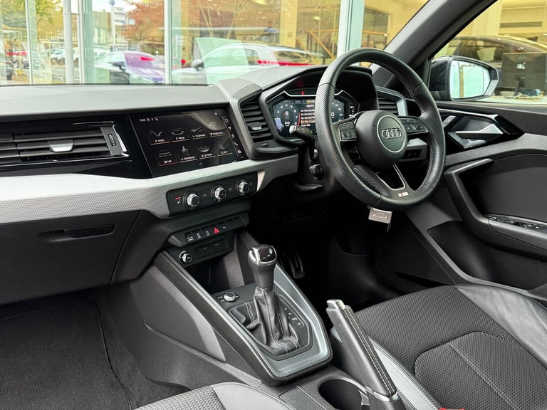 2022 Audi A1 1.0 TFSI 30 S line Sportback 5dr Petrol S Tronic Euro 6 (s/s) (110 ps) HATCHBACK Pet...