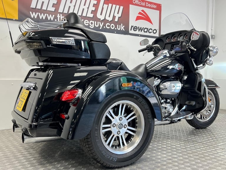 2022 Harley Davidson Tri Glide 114 Trike 8000 Miles