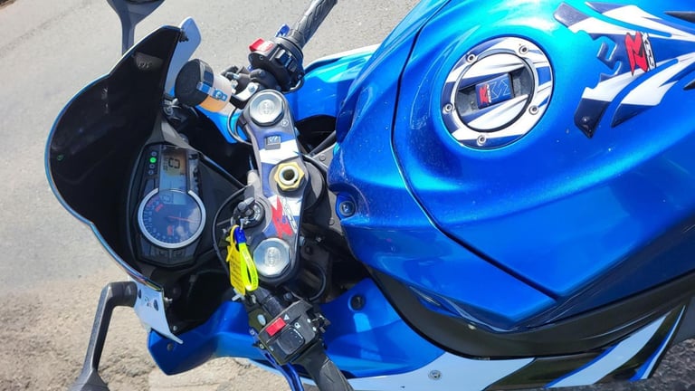 2014 14 SUZUKI GSXR 1000 L4 GSXR1000 SUPERBIKE SPORT BLUE  WHITE HPI CLEAR